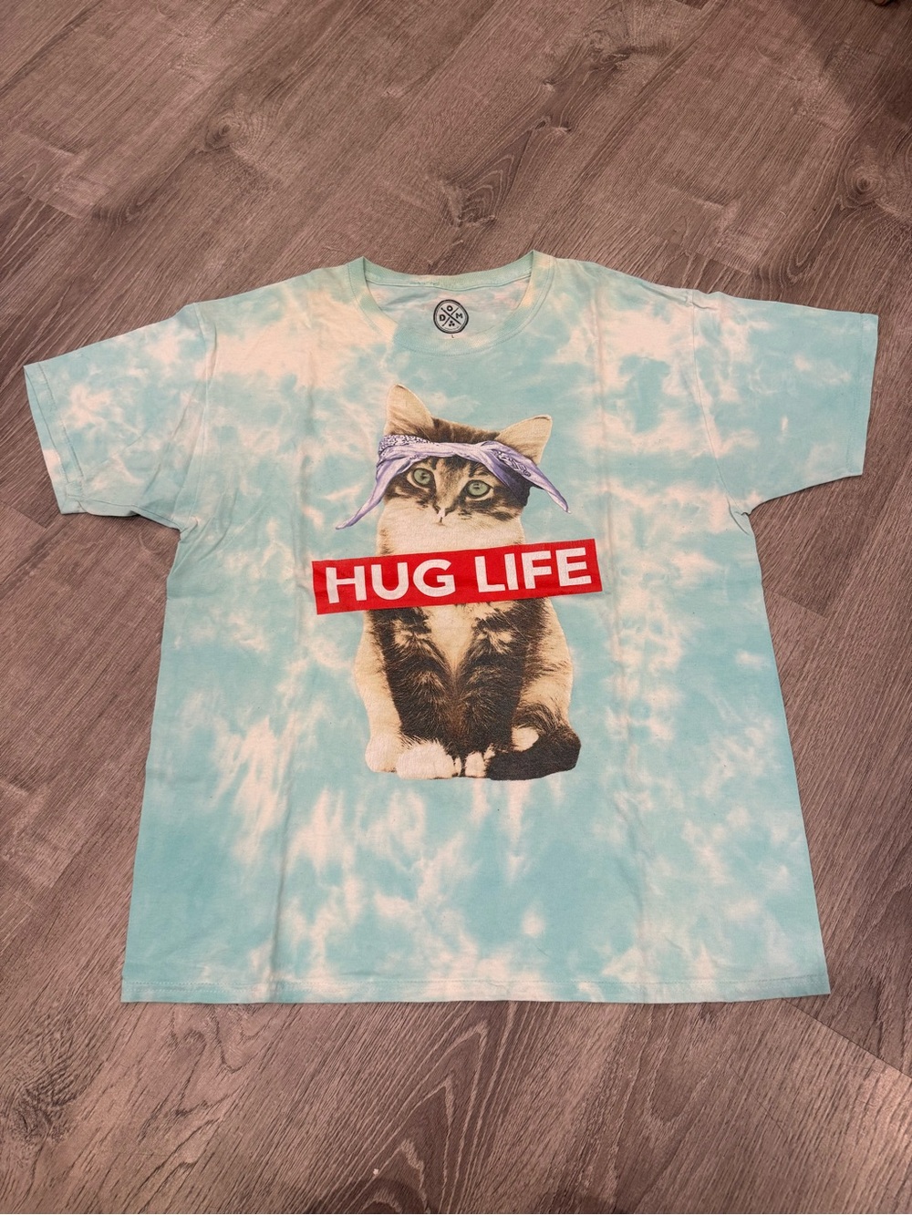 HUG LIFE Cat Graphic T Shirt Size  Large